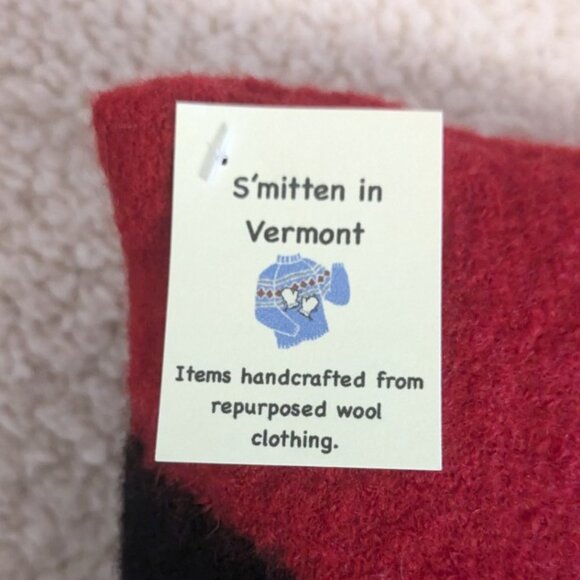 NWT S'mitten in Vermont Playful Cat Pillow - Picture 3 of 7